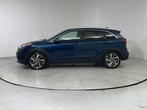 Used 2017 Kia Niro Touring w/ Advanced Technology Package image 4