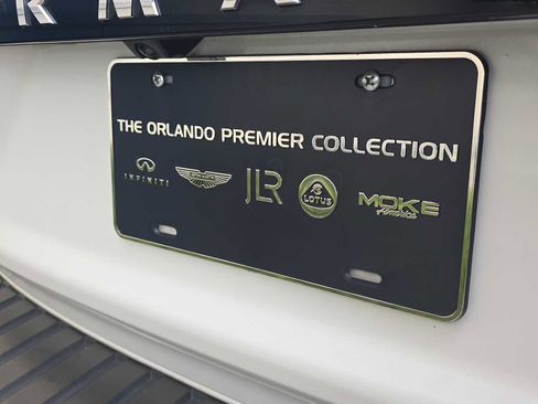 Used 2021 Nissan Armada Platinum w/ Captain's Chairs Package RWD image 7