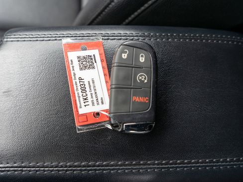 Used 2025 Jeep Compass Limited AWD/4WD image 51