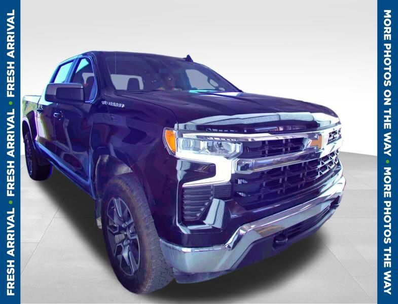 Used 2024 Chevrolet Silverado 1500 LT AWD/4WD image 1
