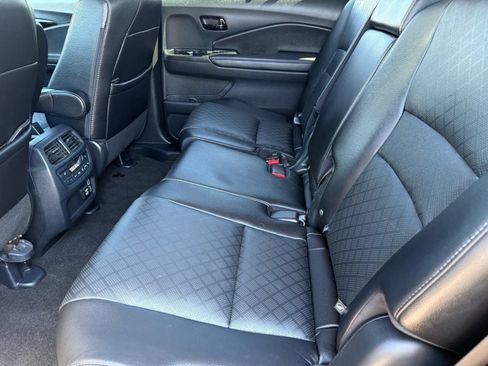 Used 2023 Honda Passport Elite image 28