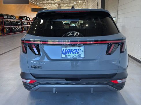 Used 2024 Hyundai Tucson Limited image 45