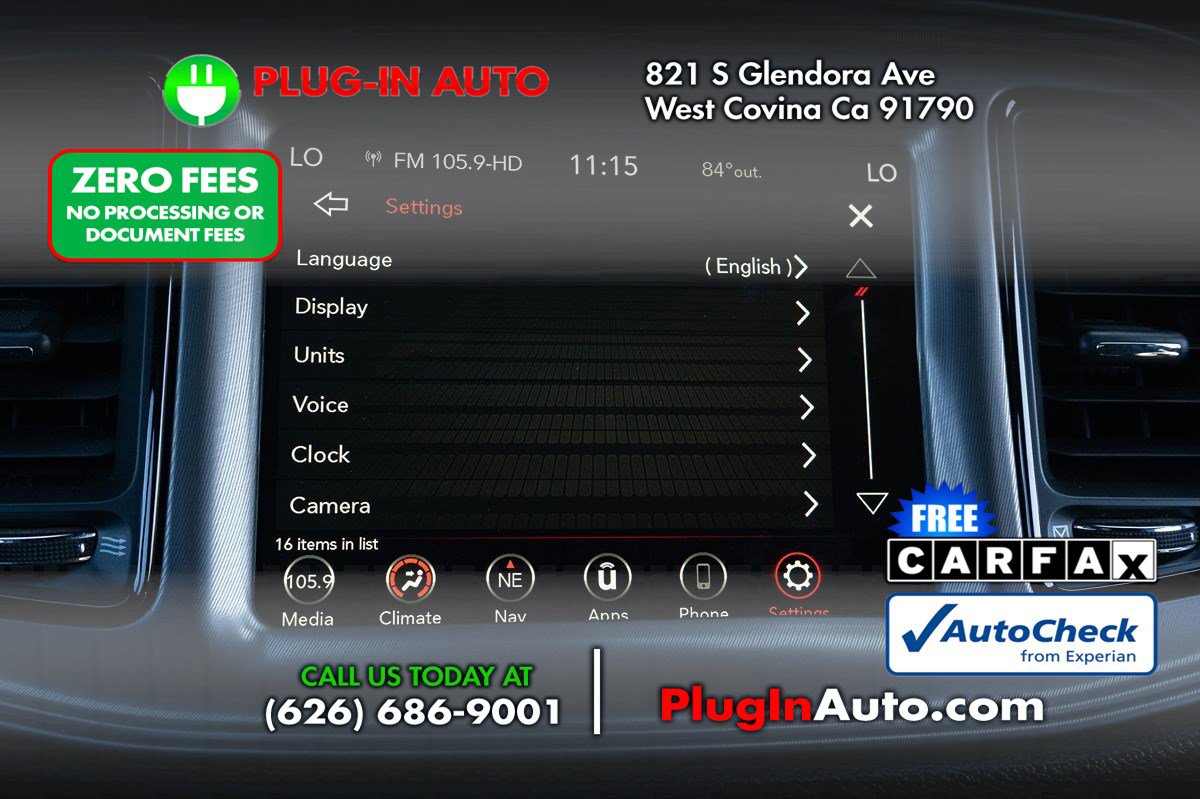Used 2023 Dodge Challenger SXT RWD image 27