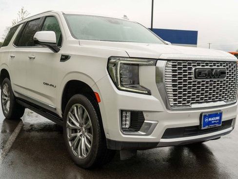 Used 2023 GMC Yukon Denali w/ Denali Reserve Package AWD/4WD image 4