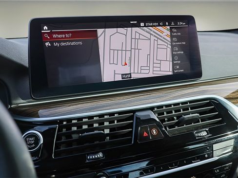 Used 2023 BMW 530i w/ Executive Package image 15