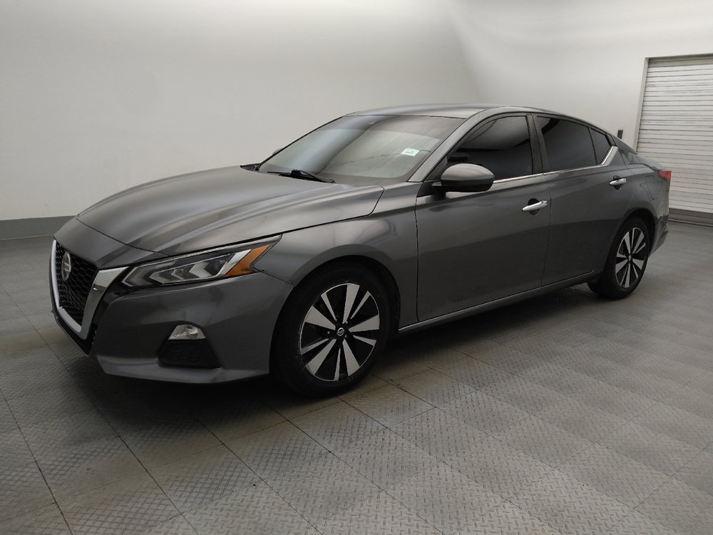 Used 2022 Nissan Altima 2.5 SV FWD image 2