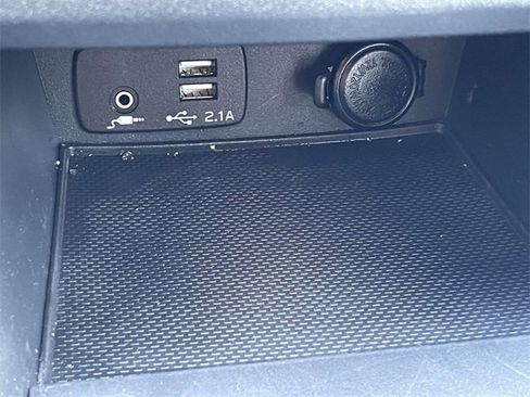 Used 2023 Subaru Crosstrek 2.0i Premium image 39