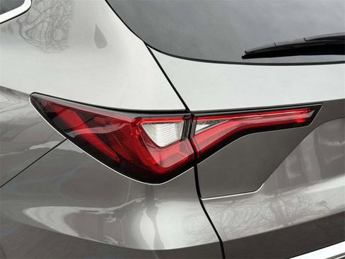 Certified 2023 Acura MDX SH-AWD w/ Technology Package image 9