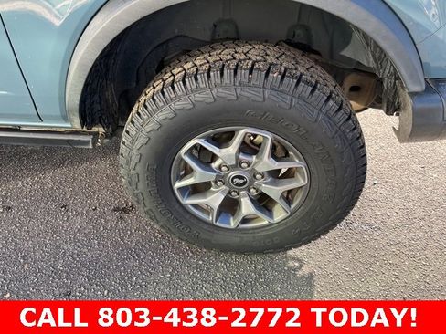 Used 2022 Ford Bronco Badlands image 28