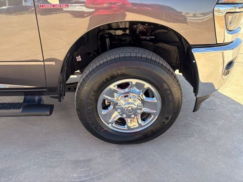 New 2025 RAM 2500 Tradesman AWD/4WD image 12