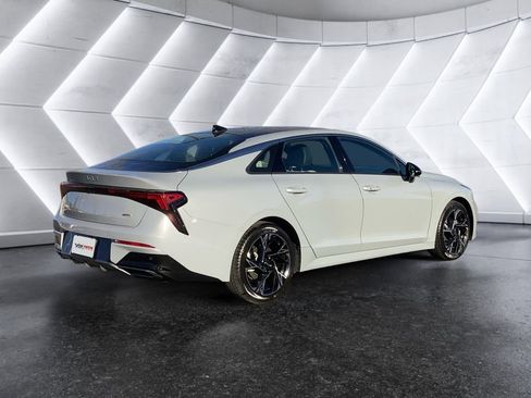 Used 2025 Kia K5 GT-Line w/ GT-Line Premium Package image 4