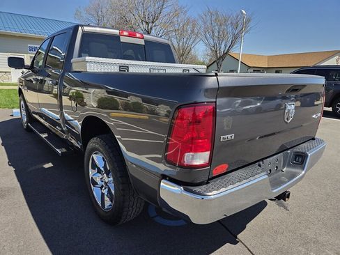 Used 2018 RAM 1500 Classic SLT image 5