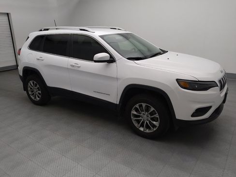 Used 2021 Jeep Cherokee Latitude Lux w/ Comfort/Convenience Group AWD/4WD image 11