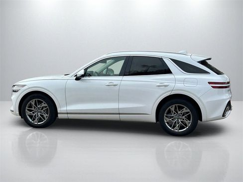 Used 2025 Genesis GV70 2.5T image 8