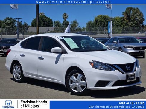 Used 2019 Nissan Sentra S FWD image 1