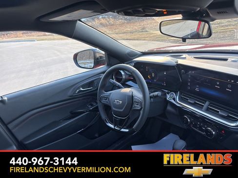 New 2026 Chevrolet Trax RS w/ Sunroof Package image 33