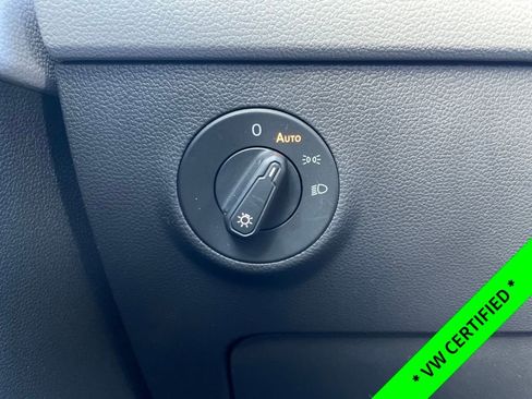 Certified 2022 Volkswagen Taos S image 27