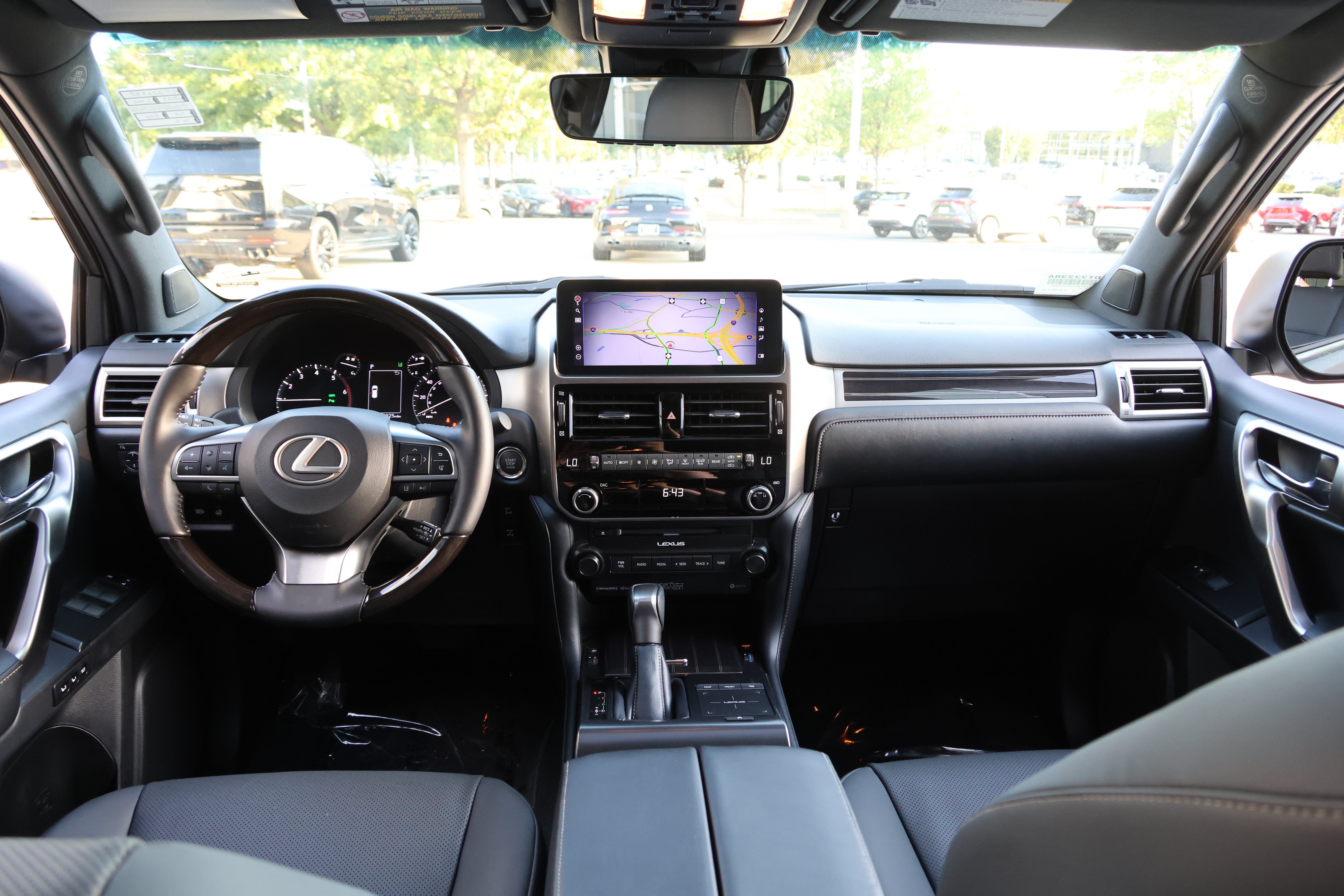 Used 2023 Lexus GX 460 Premium AWD/4WD image 17