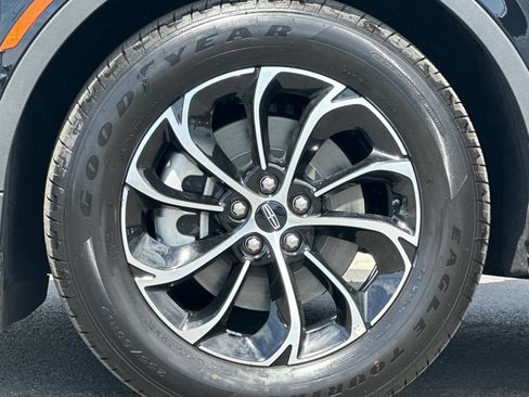 New 2026 Lincoln Nautilus Premier w/ Equipment Group 102A AWD/4WD image 25