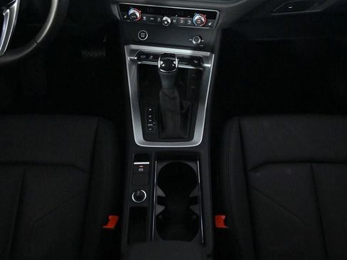 Used 2025 Audi Q3 2.0T Premium w/ Convenience Package AWD/4WD image 13