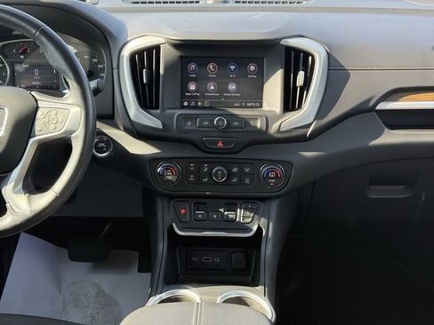 Used 2021 GMC Terrain SLE w/ Driver Convenience Package FWD image 20