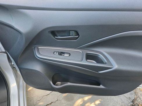 Used 2025 Nissan Versa S w/ Trunk Package FWD image 21