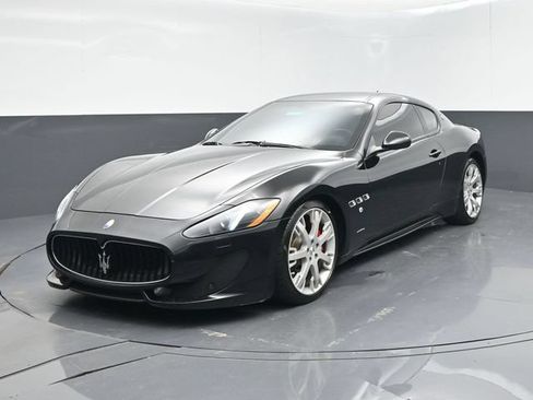 Used 2017 Maserati GranTurismo Sport RWD image 4