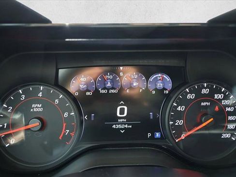 Used 2019 Chevrolet Camaro SS RWD image 13