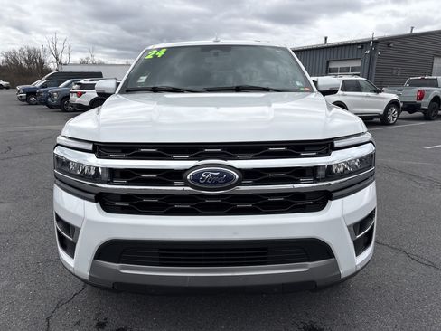 Used 2024 Ford Expedition Max Limited AWD/4WD image 13