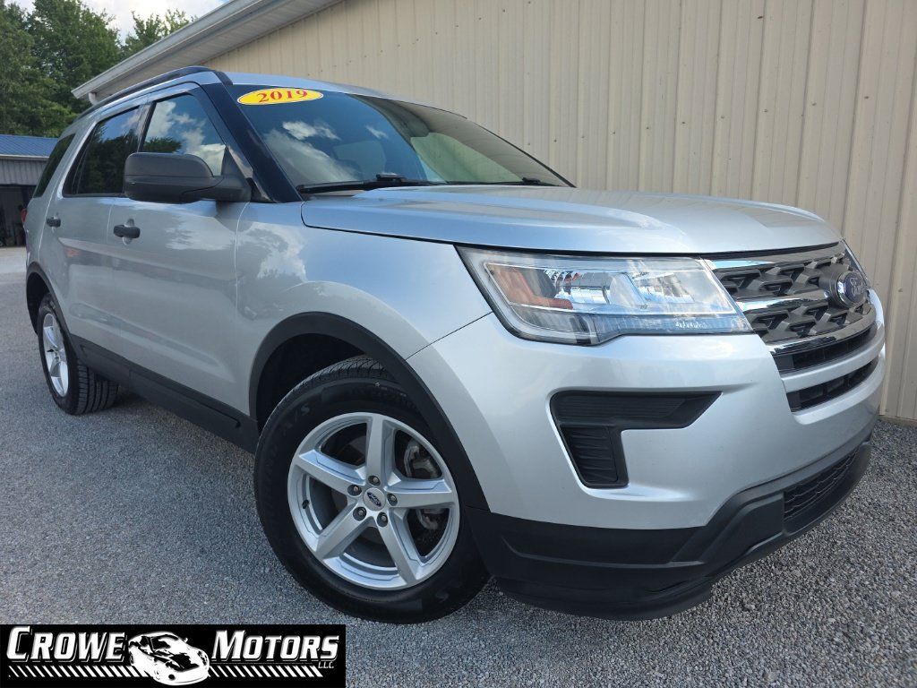 Used 2019 Ford Explorer FWD image 1