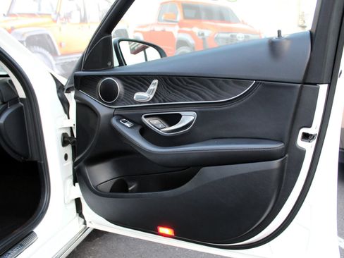 Used 2016 Mercedes-Benz C 300 Sedan image 17