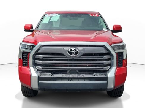 Used 2024 Toyota Tundra Limited AWD/4WD image 2