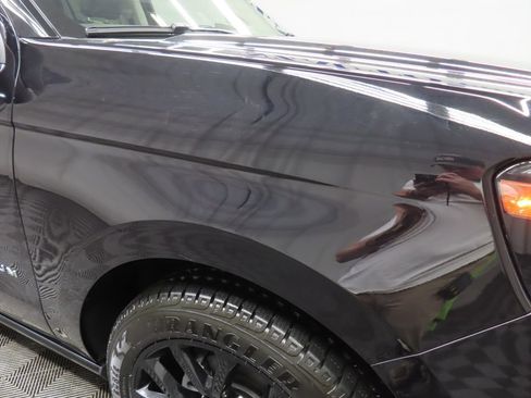 Used 2025 Ford Expedition Max Platinum AWD/4WD image 40