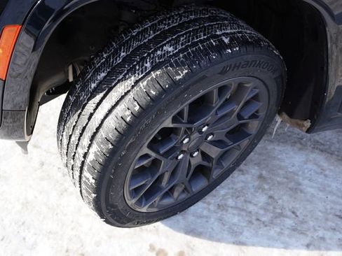 Certified 2024 Jeep Grand Cherokee L Summit w/ High Altitude Package image 13