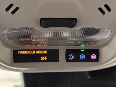 New 2026 Chevrolet Trax LT w/ LT Convenience Package FWD image 15