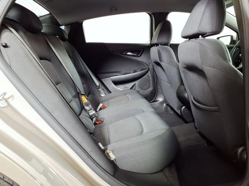 Used 2025 Chevrolet Malibu LS FWD image 11