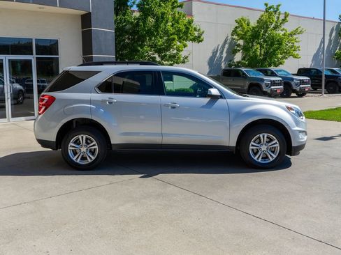 Used 2016 Chevrolet Equinox LT w/ Convenience Package AWD/4WD image 8