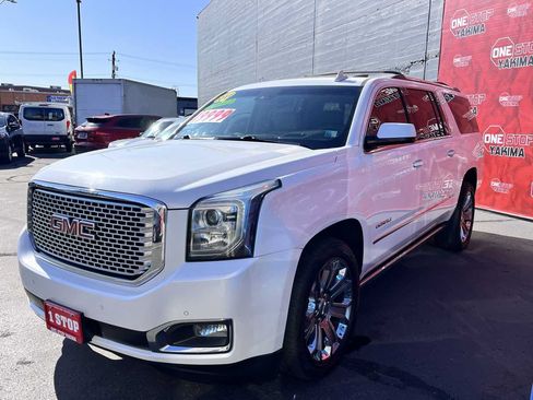 Used 2016 GMC Yukon XL Denali w/ Open Road Package AWD/4WD image 3