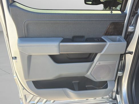 Used 2023 Ford F150 Lariat w/ Max Trailer Tow Package AWD/4WD image 16