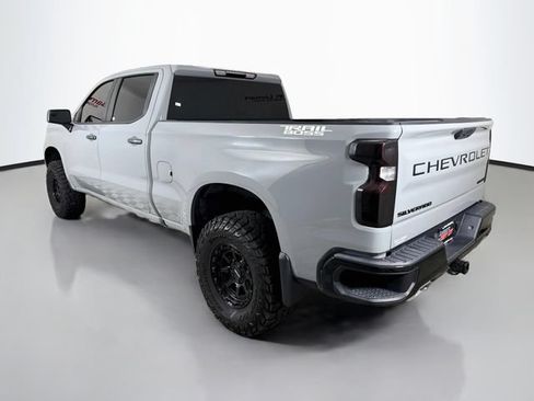 Used 2024 Chevrolet Silverado 1500 Custom Trail Boss w/ LPO, Dark Essentials Package AWD/4WD image 5