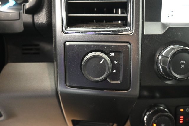 Used 2019 Ford F150 XLT w/ Equipment Group 302A Luxury AWD/4WD image 24