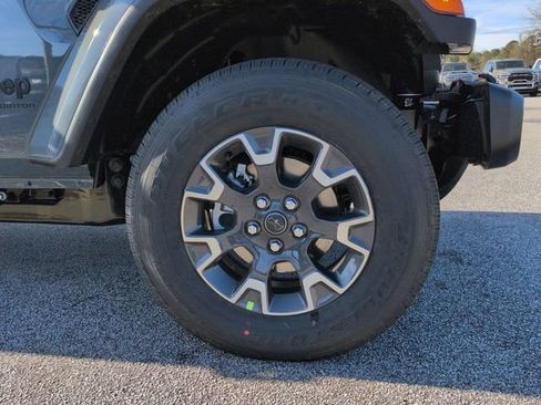 New 2026 Jeep Gladiator Sport image 9