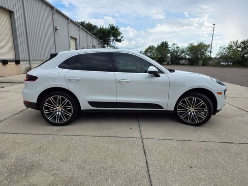 Used 2015 Porsche Macan S AWD/4WD image 5