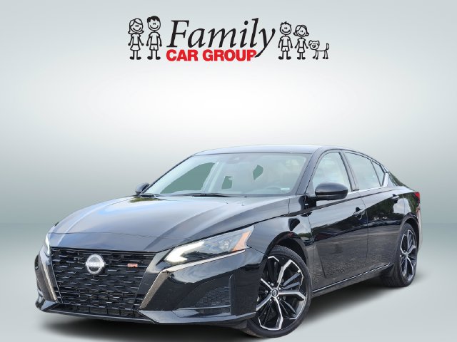 Used 2025 Nissan Altima 2.5 SR FWD image 1