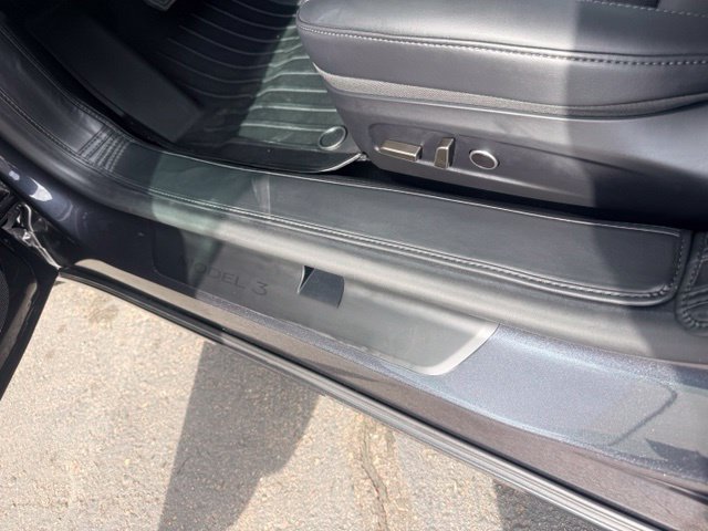 Used 2024 Tesla Model 3 Standard Range RWD image 11