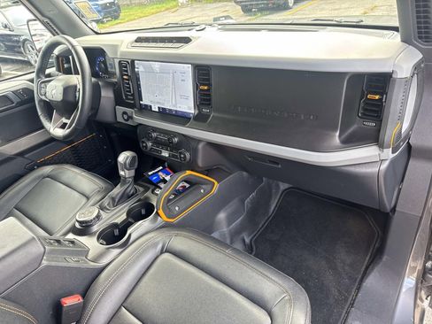 Used 2023 Ford Bronco Badlands AWD/4WD image 12