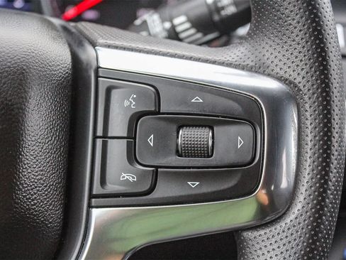 Used 2022 Chevrolet Blazer LT image 33