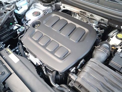 New 2025 Volkswagen Tiguan S image 24