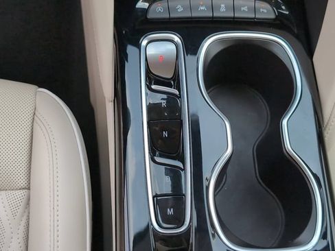 Used 2023 Buick Envision Avenir AWD/4WD image 20