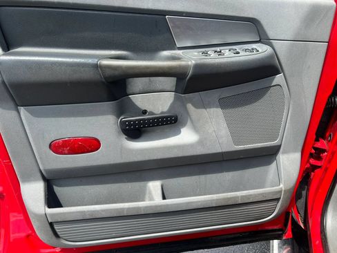 Used 2008 Dodge Ram 1500 Truck ST RWD image 8